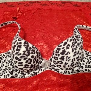 34A VICTORIA'S SECRET lined demi